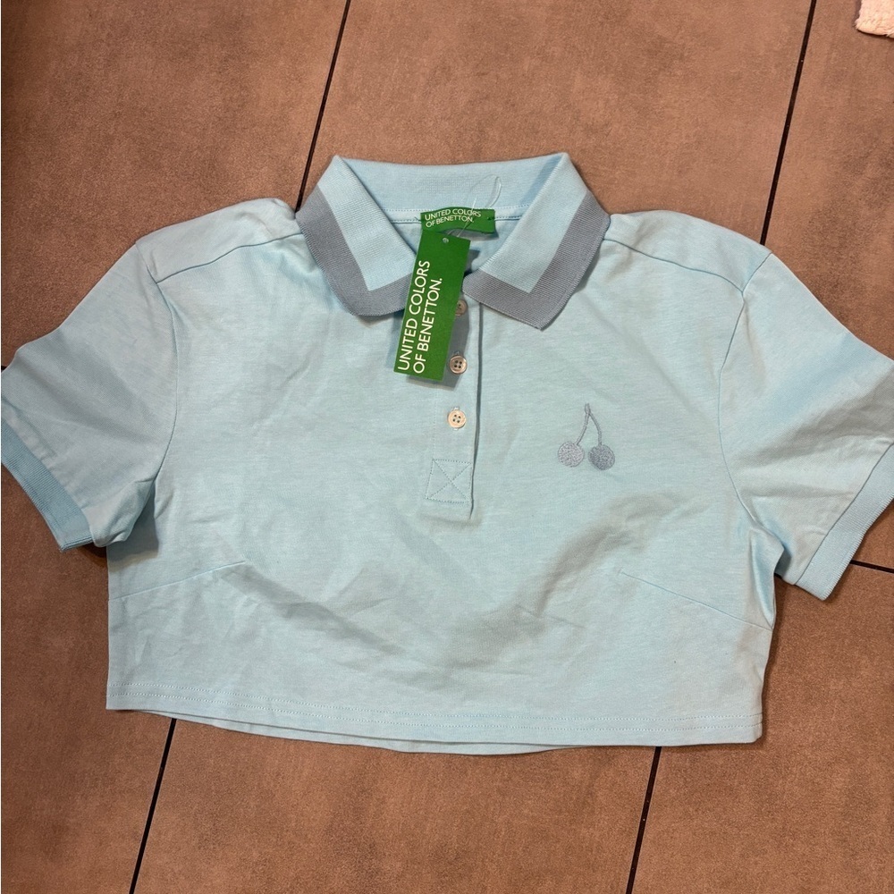 Nwt United Colors of Benetton Light Blue cropped Polo Shirt size small em cherr